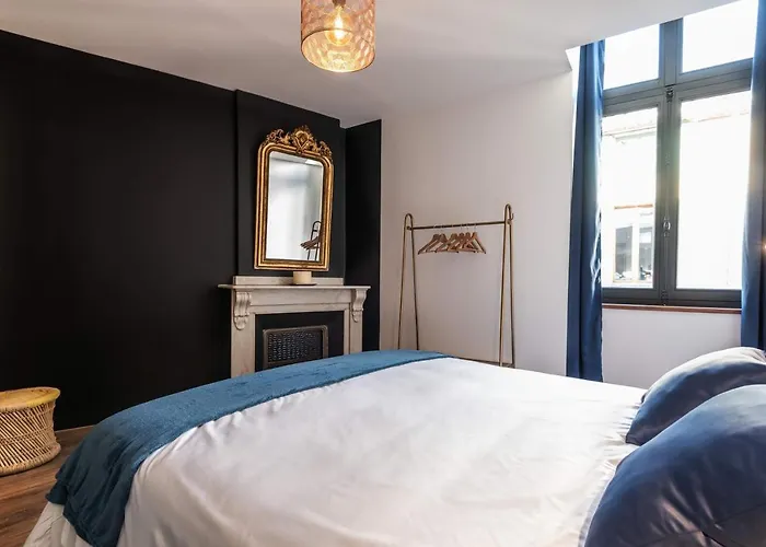 La Terrasse De La Tour Pinte. Apartment