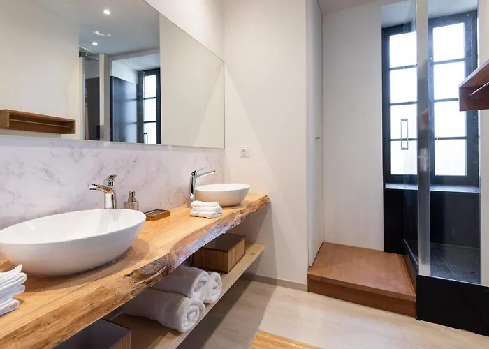 Apartment La Terrasse De La Tour Pinte. *